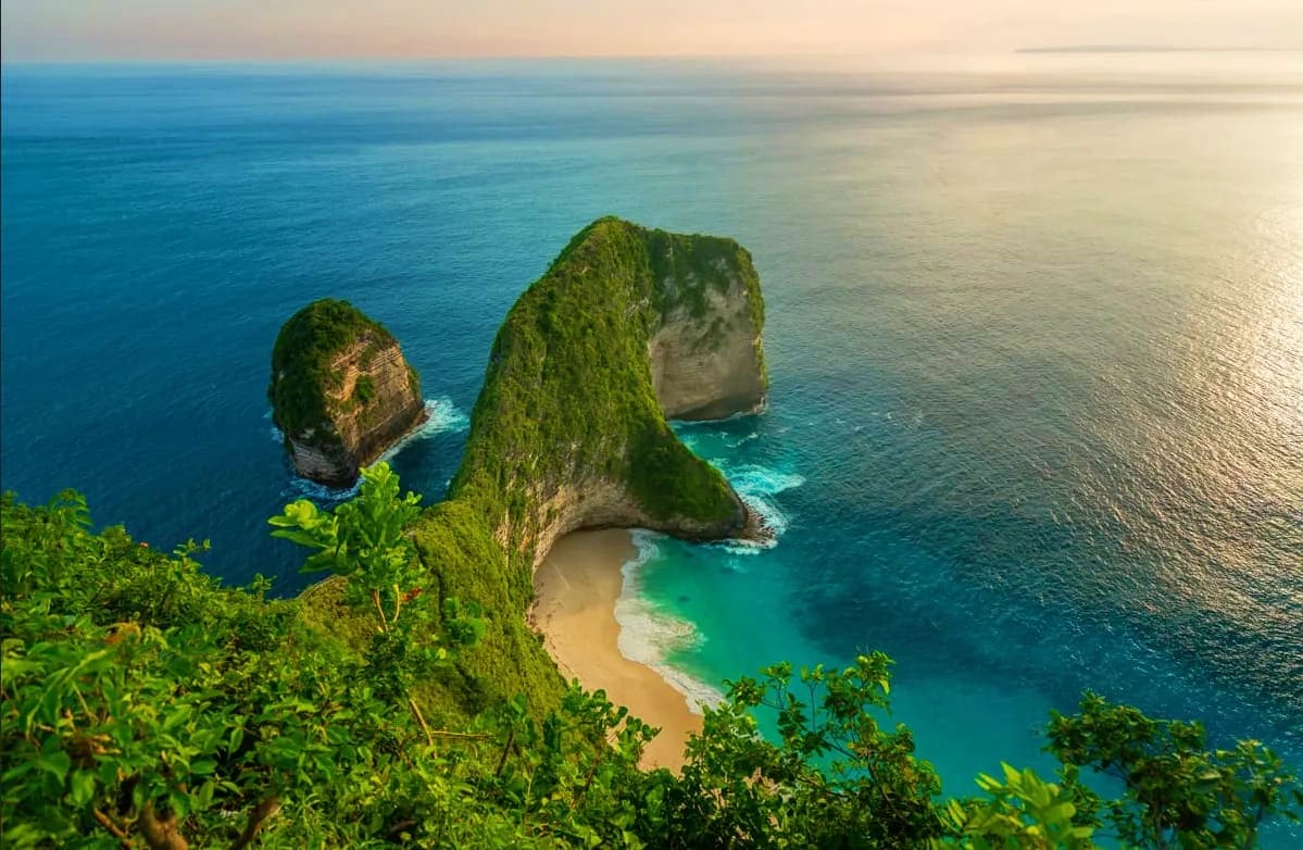 Nusa Penida Adventure & Relaxation